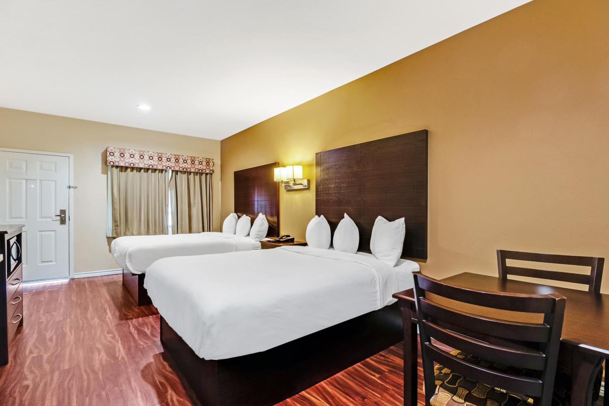 Americas Value - Fm 529 Hotel 2*