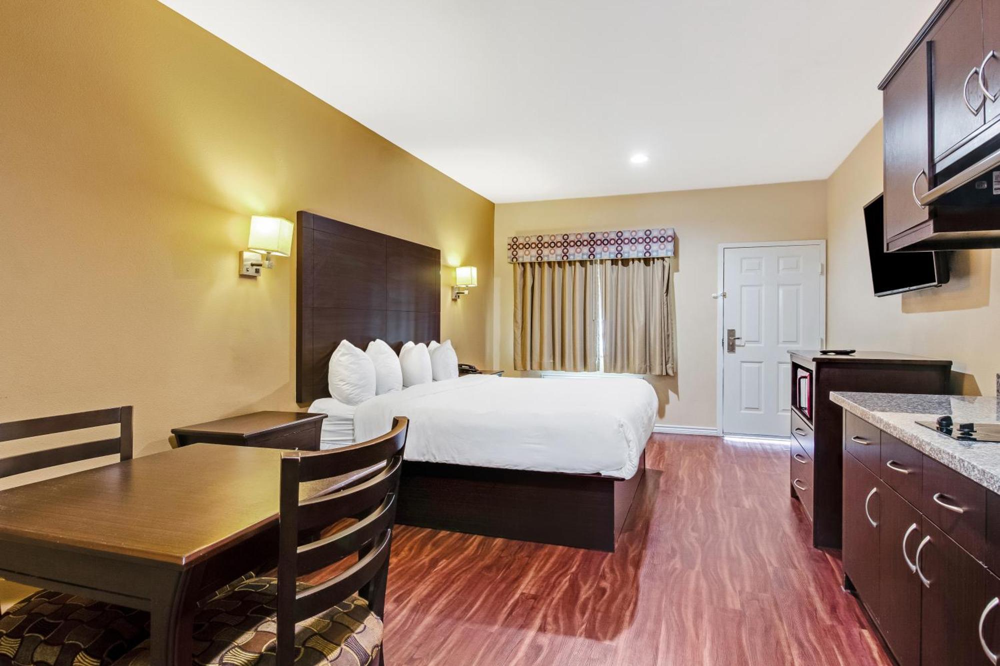 Hotel Americas Best Value - Fm 529 Houston